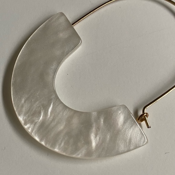 Target earrings. - Picture 3 of 7